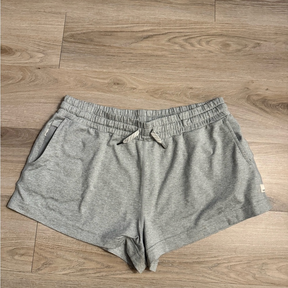 Vuori Women’s Halo Performance Short Gray